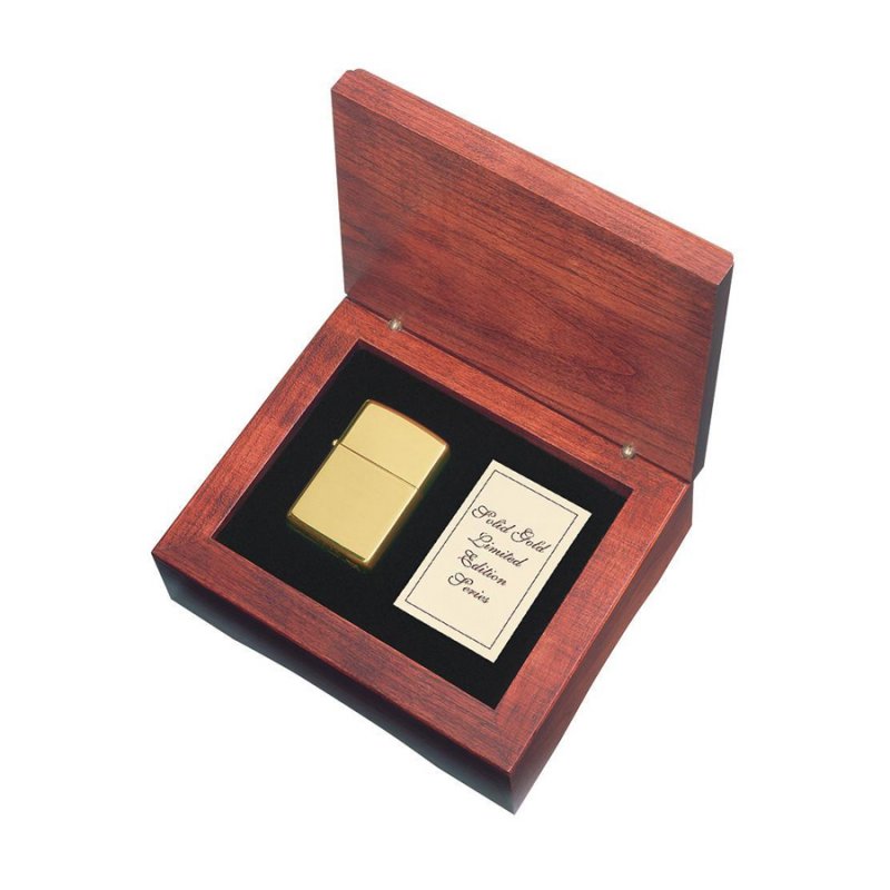Zippo 18 carat gold in luxe doos, massief goud
